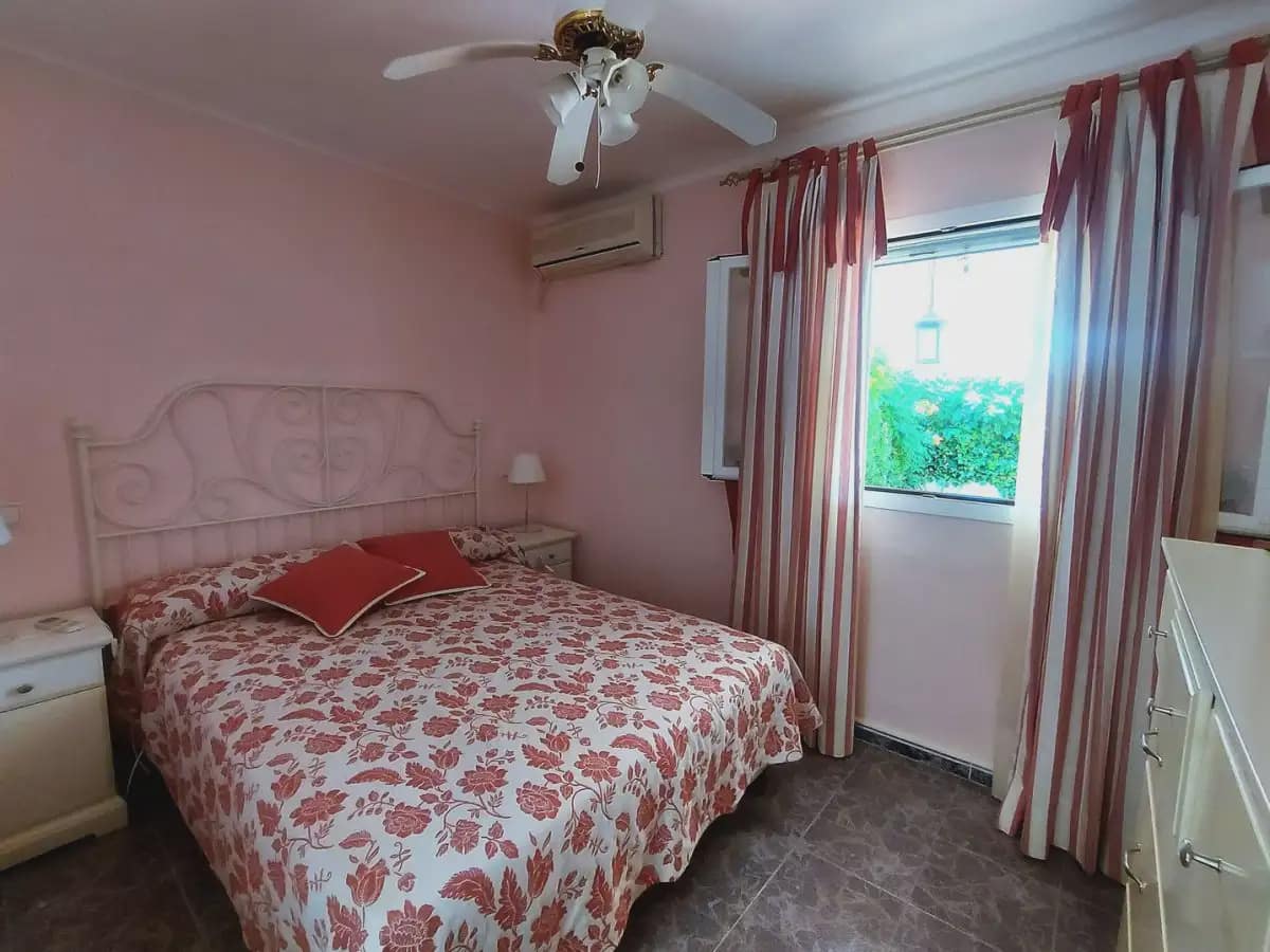 4 Zimmer Reihenhaus zu verkaufen in Almonte mit Garage - 450.000 € (Ref: 9784185)