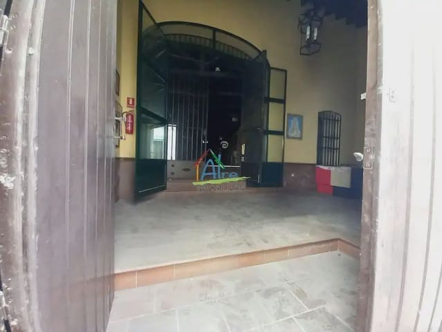 Erhverv til salg i Almonte - € 900.000 (Ref: 9784186)