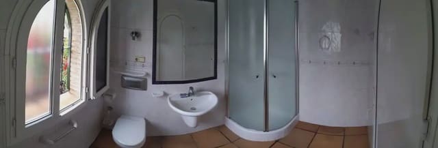 4 soveværelse Villa til salg i Almonte med swimmingpool garage - € 390.000 (Ref: 9784188)