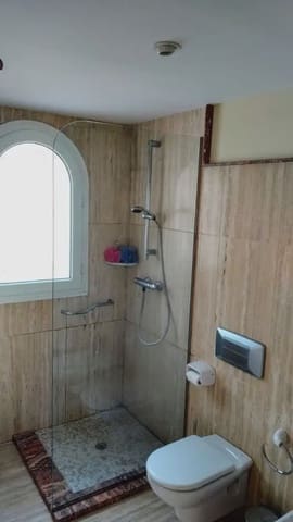 4 soveværelse Villa til salg i Almonte med swimmingpool garage - € 390.000 (Ref: 9784188)