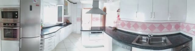 4 soveværelse Villa til salg i Almonte med swimmingpool garage - € 390.000 (Ref: 9784188)