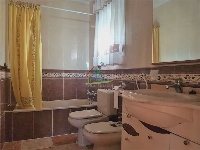 11 soveværelse Villa til salg i Almonte med garage - € 720.000 (Ref: 9784189)