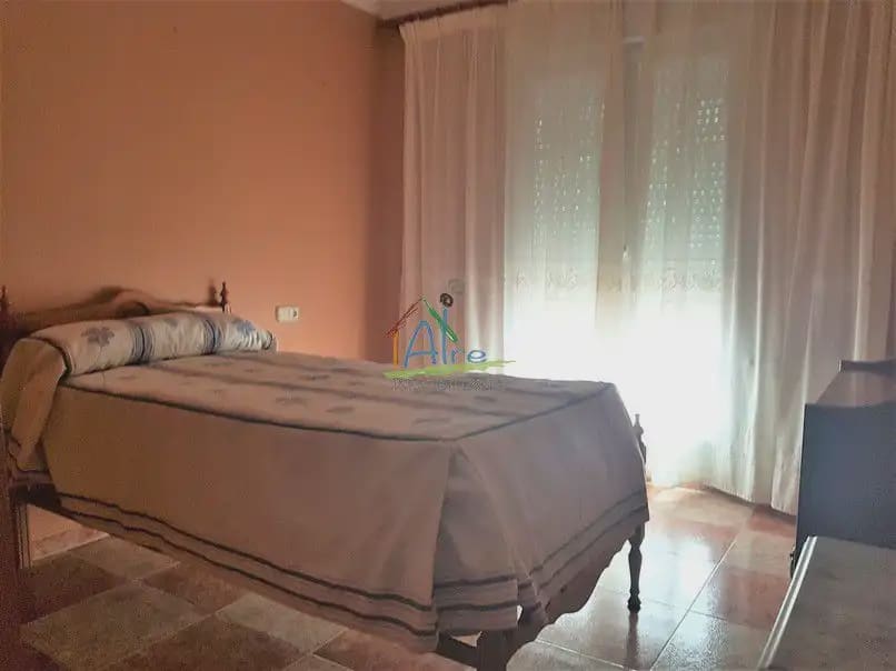 11 soveværelse Villa til salg i Almonte med garage - € 720.000 (Ref: 9784189)