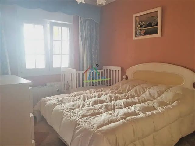 11 soveværelse Villa til salg i Almonte med garage - € 720.000 (Ref: 9784189)