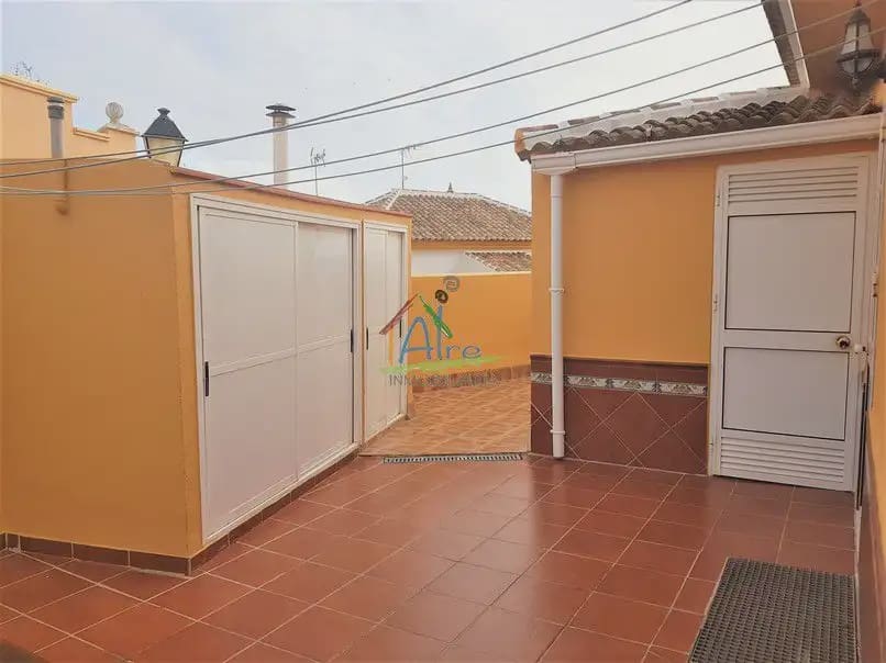 11 soveværelse Villa til salg i Almonte med garage - € 720.000 (Ref: 9784189)