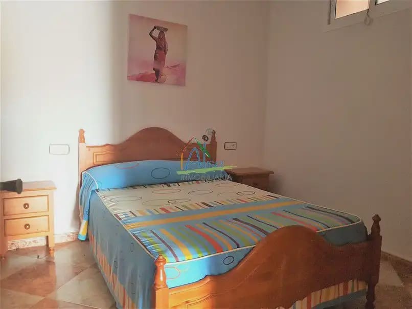 11 soveværelse Villa til salg i Almonte med garage - € 720.000 (Ref: 9784189)