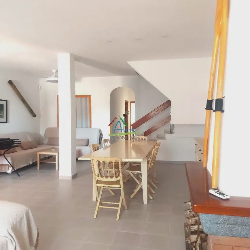 8 camera da letto Villetta a Schiera in vendita in Almonte con garage - 330.000 € (Rif: 9784191)