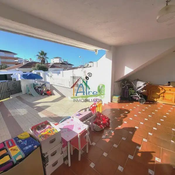 8 camera da letto Villetta a Schiera in vendita in Almonte con garage - 330.000 € (Rif: 9784191)