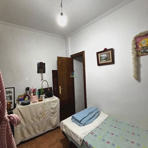 6 bedroom Townhouse for sale in Almonte - € 232,000 (Ref: 9784193)