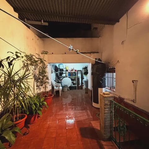 6 bedroom Townhouse for sale in Almonte - € 232,000 (Ref: 9784193)