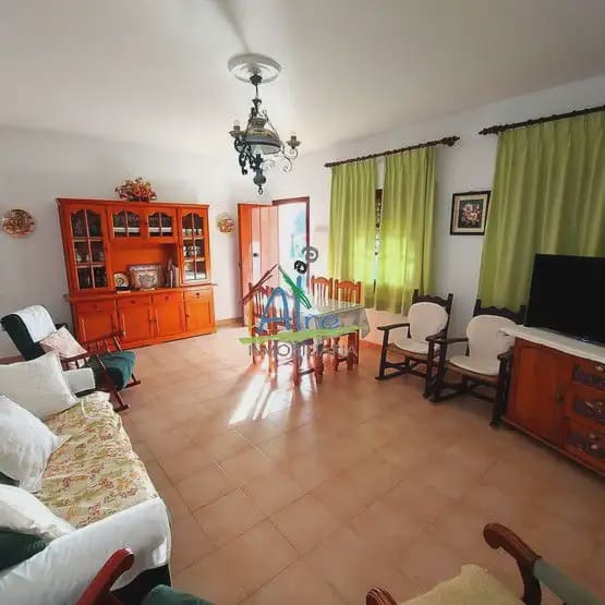 3 bedroom Villa for sale in Almonte with garage - € 311,000 (Ref: 9784200)