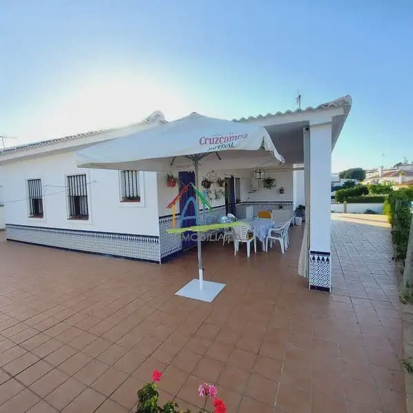 3 bedroom Villa for sale in Almonte with garage - € 311,000 (Ref: 9784200)