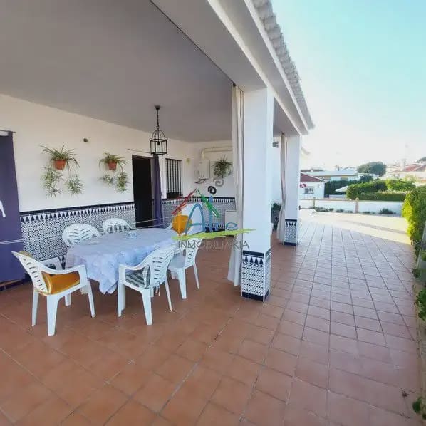 3 bedroom Villa for sale in Almonte with garage - € 311,000 (Ref: 9784200)