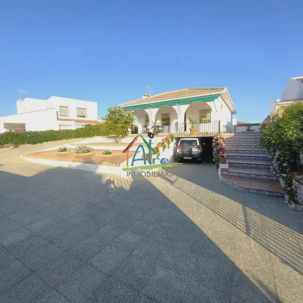 3 bedroom Villa for sale in Almonte with garage - € 311,000 (Ref: 9784200)