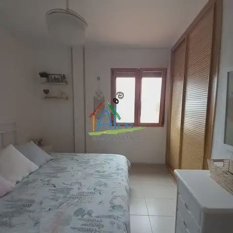 11 soveværelse Semi-Rækkehus til salg i Almonte med garage - € 400.000 (Ref: 9784202)