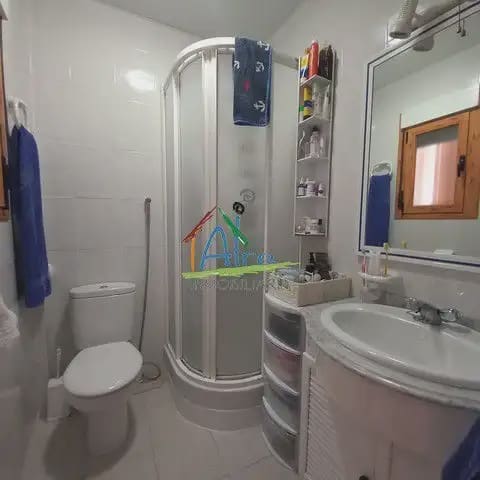 11 soveværelse Semi-Rækkehus til salg i Almonte med garage - € 400.000 (Ref: 9784202)