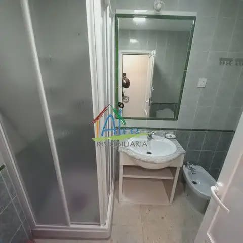 11 soveværelse Semi-Rækkehus til salg i Almonte med garage - € 400.000 (Ref: 9784202)