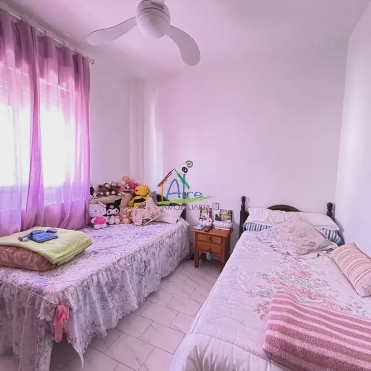 3 makuuhuone Omakotitalo vuokrattavana paikassa Almonte mukana uima-altaan - 7 000 € (Ref: 9784203)