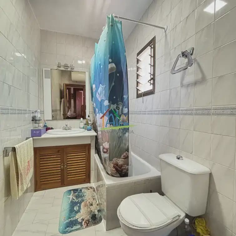 3 makuuhuone Omakotitalo vuokrattavana paikassa Almonte mukana uima-altaan - 7 000 € (Ref: 9784203)