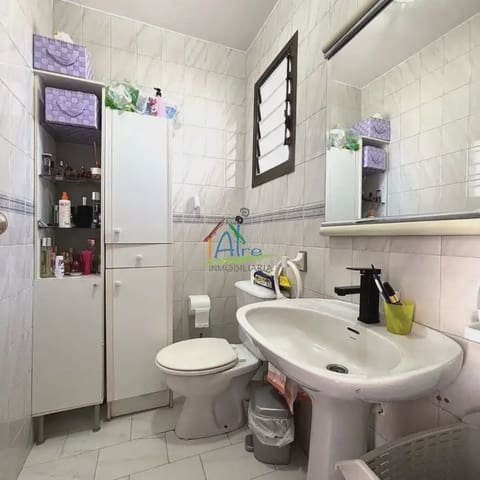 3 makuuhuone Omakotitalo vuokrattavana paikassa Almonte mukana uima-altaan - 7 000 € (Ref: 9784203)