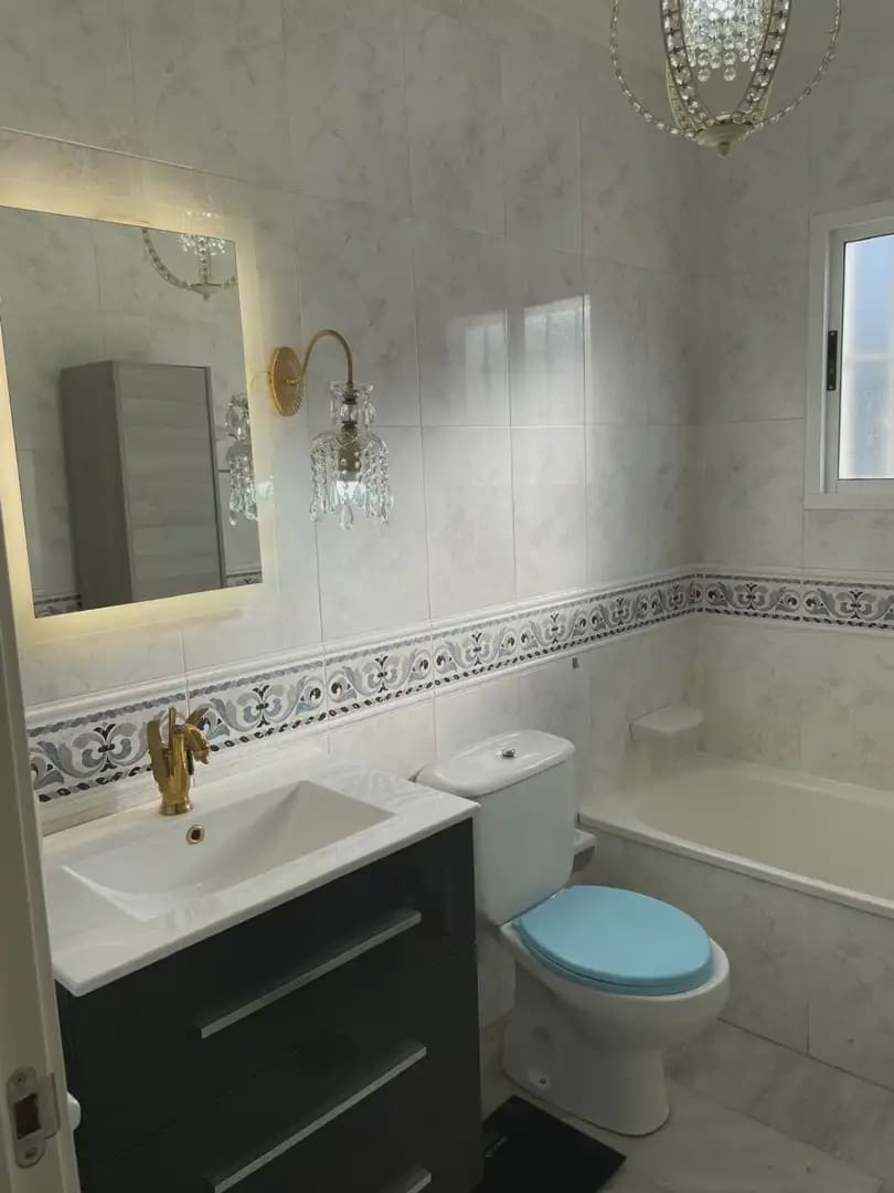 5 bedroom Villa for sale in Almonte with garage - € 457,000 (Ref: 9784204)