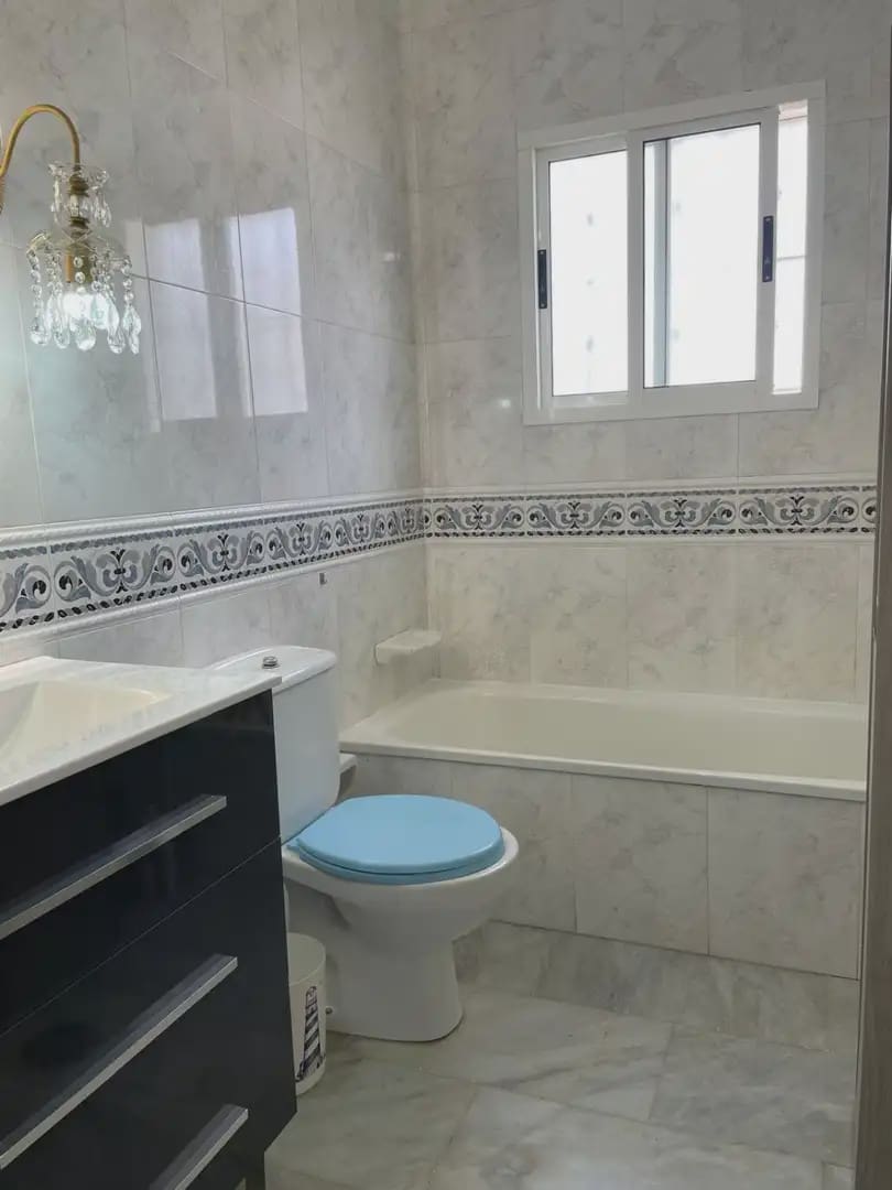 5 bedroom Villa for sale in Almonte with garage - € 457,000 (Ref: 9784204)