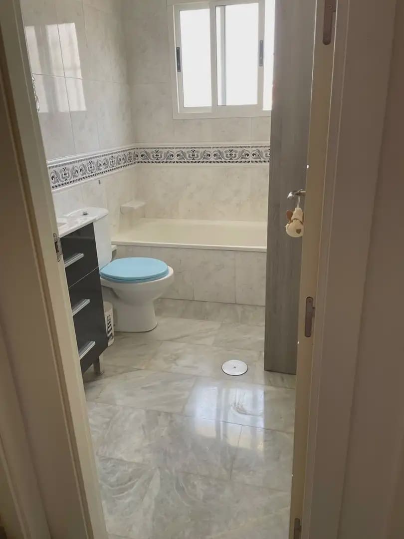 5 bedroom Villa for sale in Almonte with garage - € 457,000 (Ref: 9784204)