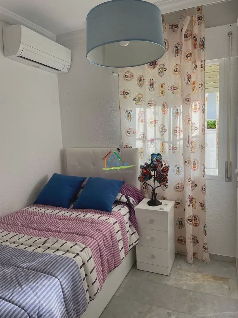 5 bedroom Villa for sale in Almonte with garage - € 457,000 (Ref: 9784204)