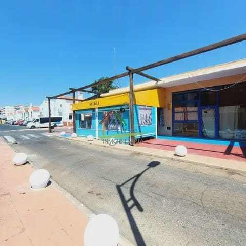 Kommersiell til salgs i Almonte - € 40 000 (Ref: 9784205)