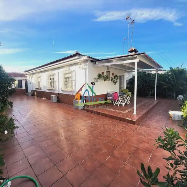 4 soveværelse Byhus til salg i Almonte med garage - € 295.000 (Ref: 9784208)