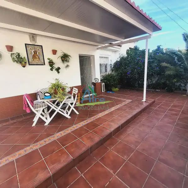 4 soveværelse Byhus til salg i Almonte med garage - € 295.000 (Ref: 9784208)