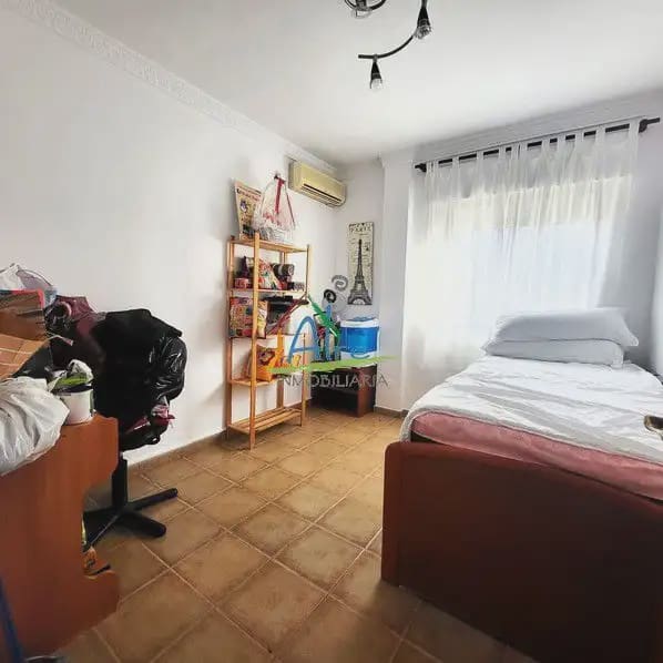 4 soveværelse Byhus til salg i Almonte med garage - € 295.000 (Ref: 9784208)