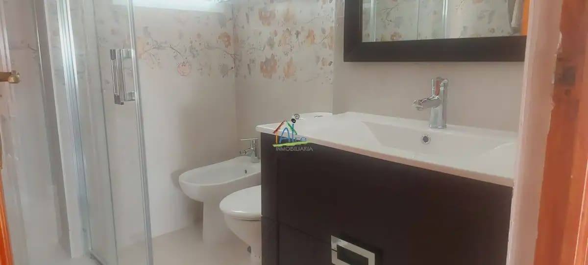 5 bedroom Villa for sale in Almonte with pool - € 420,000 (Ref: 9784209)