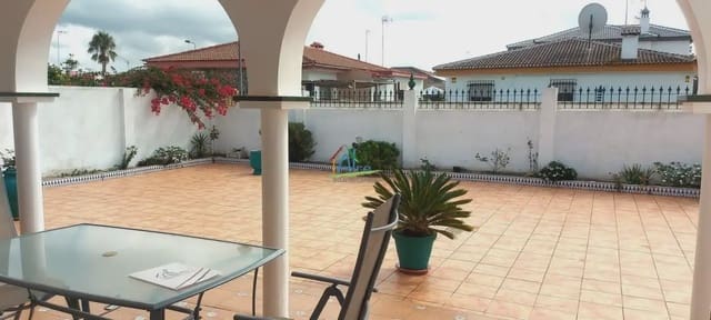 5 slaapkamer Villa te koop in Almonte met zwembad - € 420.000 (Ref: 9784209)