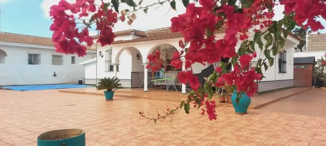 5 slaapkamer Villa te koop in Almonte met zwembad - € 420.000 (Ref: 9784209)