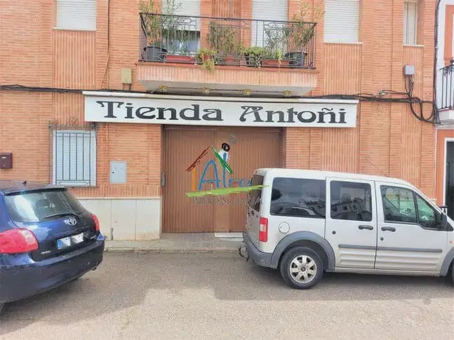 Commercial for sale in Almonte - € 270,000 (Ref: 9784211)