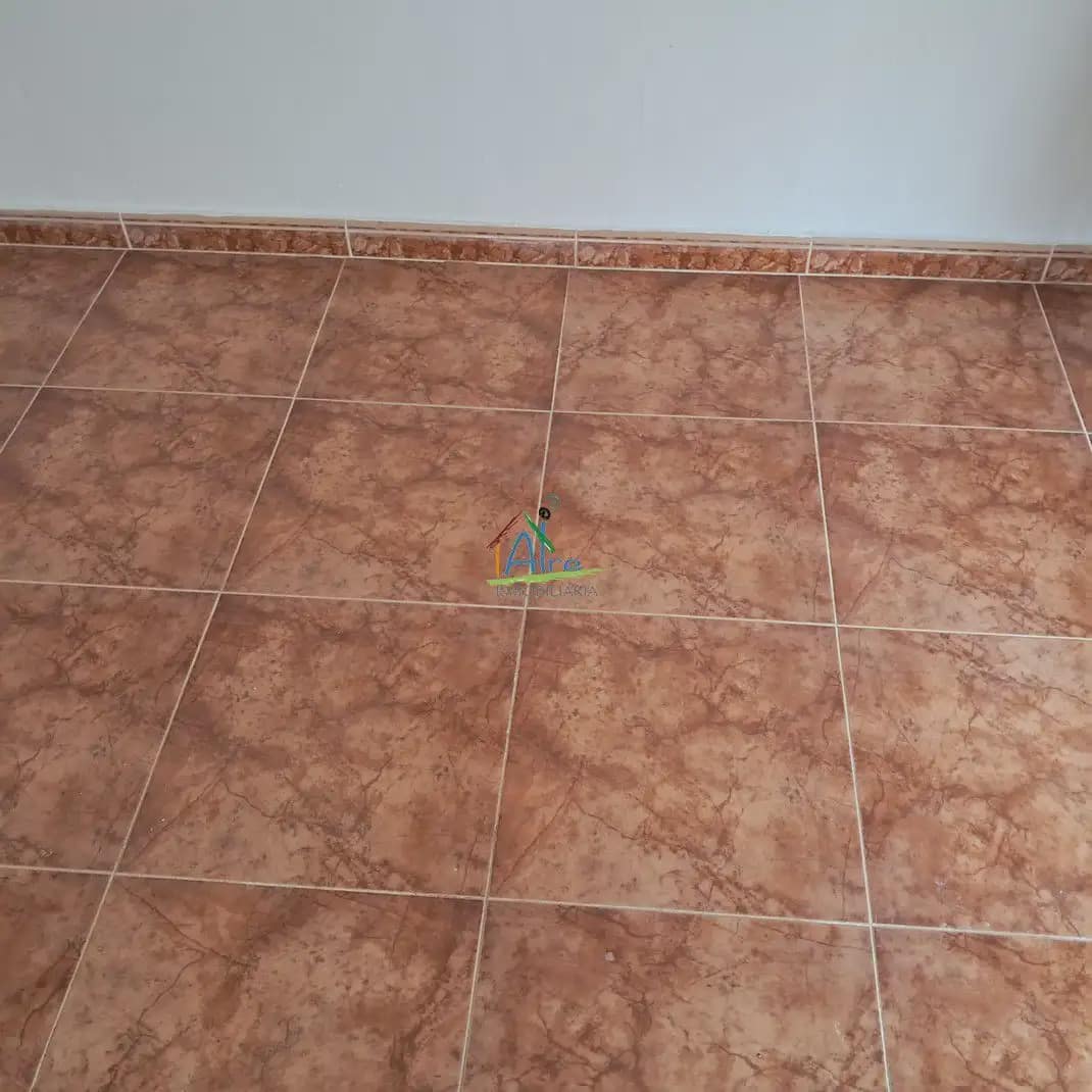 Commerciale in vendita in Pilas - 28.000 € (Rif: 9784213)