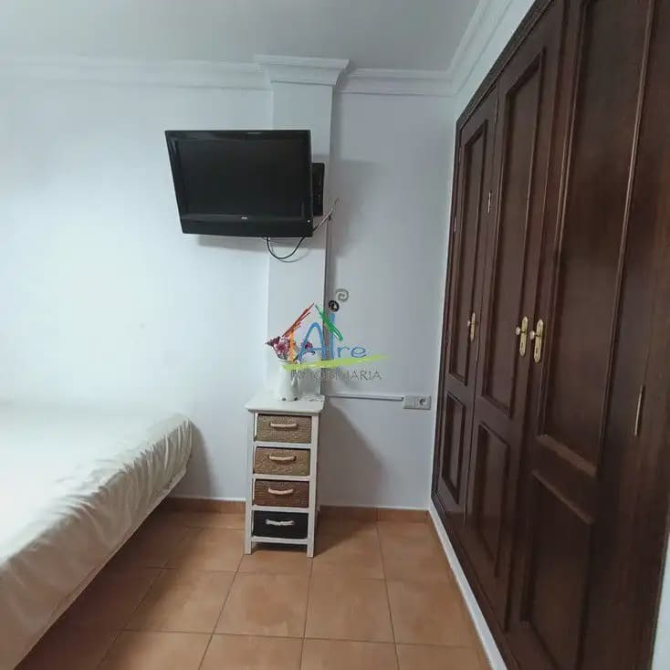 5 Zimmer Doppelhaus zu verkaufen in Almonte mit Garage - 373.000 € (Ref: 9784214)