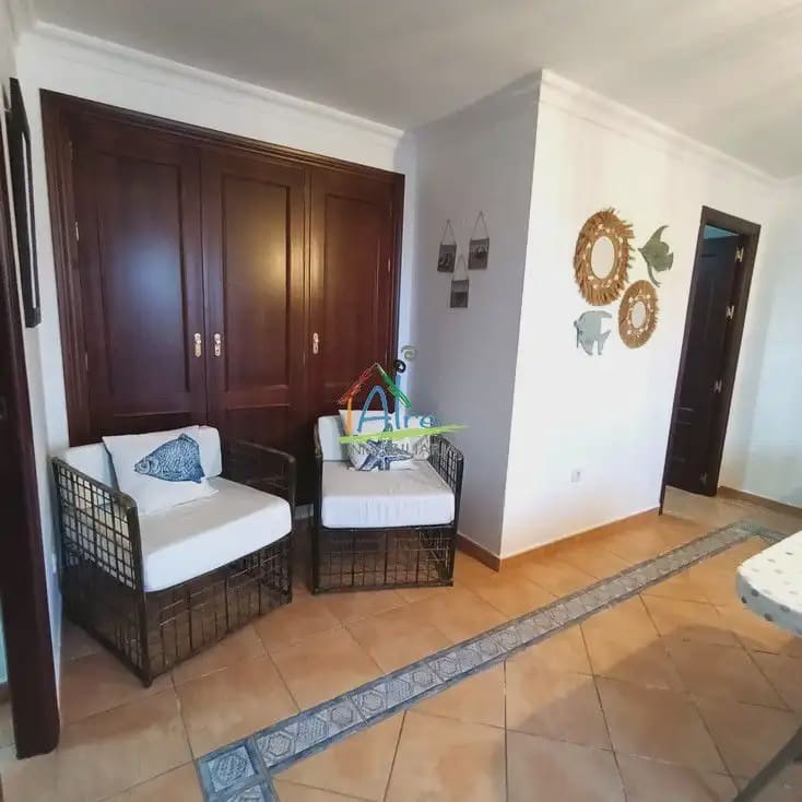 5 Zimmer Doppelhaus zu verkaufen in Almonte mit Garage - 373.000 € (Ref: 9784214)