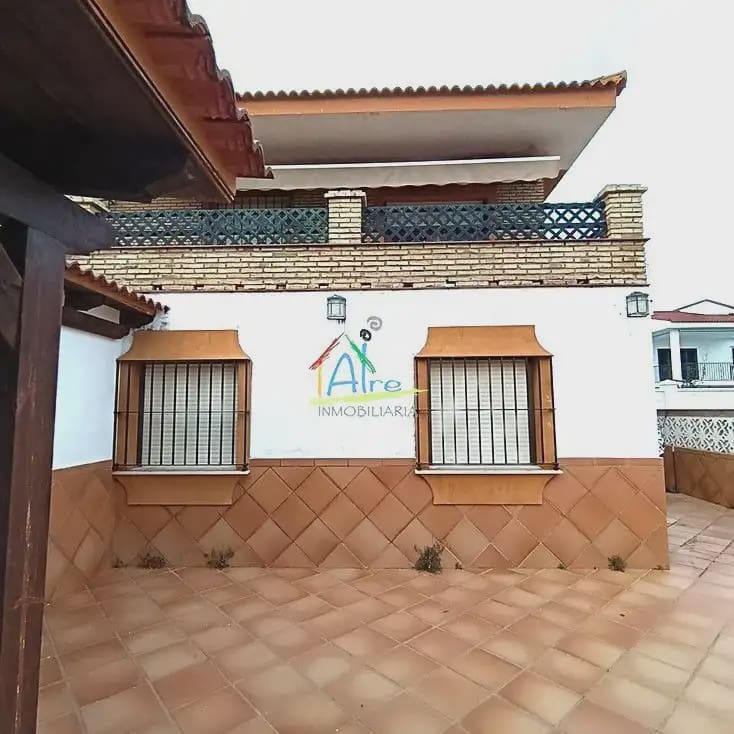 5 Zimmer Doppelhaus zu verkaufen in Almonte mit Garage - 373.000 € (Ref: 9784214)