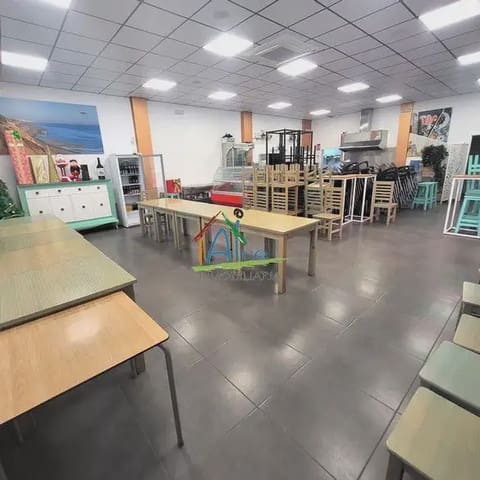 Kommersiell till salu i Matalascañas, Almonte - 260 000 € (Ref: 9784215)