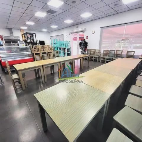 Kommersiell till salu i Matalascañas, Almonte - 260 000 € (Ref: 9784215)