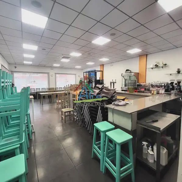 Commercial for sale in Matalascanas - € 260,000 (Ref: 9784215)