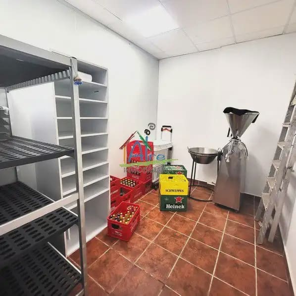 Commercial for sale in Matalascanas - € 260,000 (Ref: 9784215)