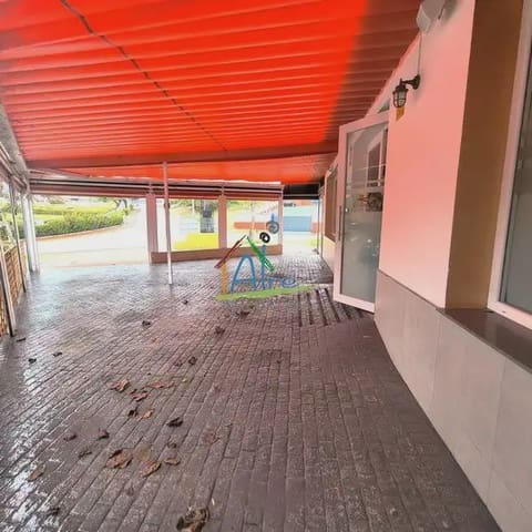 Kommersiell till salu i Matalascañas, Almonte - 260 000 € (Ref: 9784215)