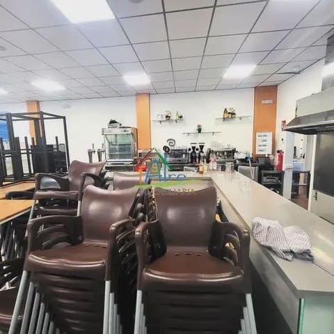 Kommersiell till salu i Matalascañas, Almonte - 260 000 € (Ref: 9784215)