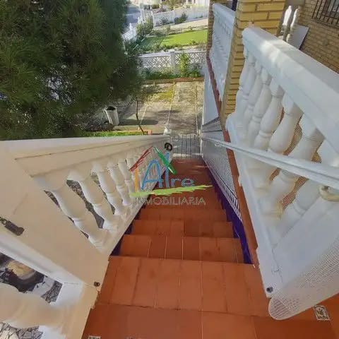 6 Zimmer Doppelhaus zu verkaufen in Almonte mit Garage - 360.000 € (Ref: 9784218)