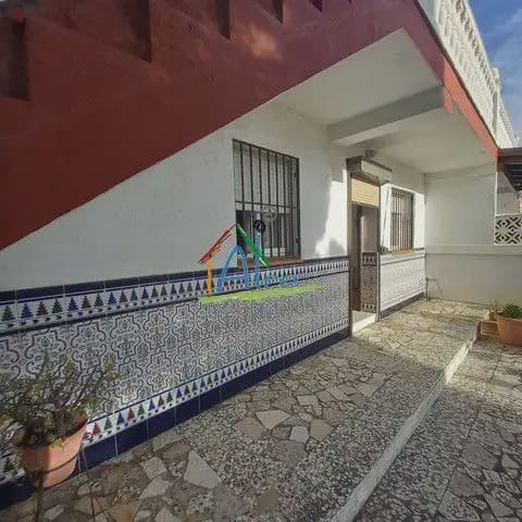 6 Zimmer Doppelhaus zu verkaufen in Almonte mit Garage - 360.000 € (Ref: 9784218)