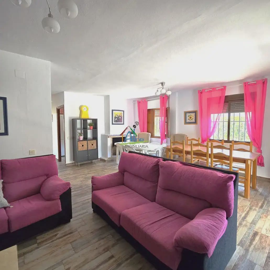 3 soverom Hus til salgs i Almonte med garasje - € 285 000 (Ref: 9784219)