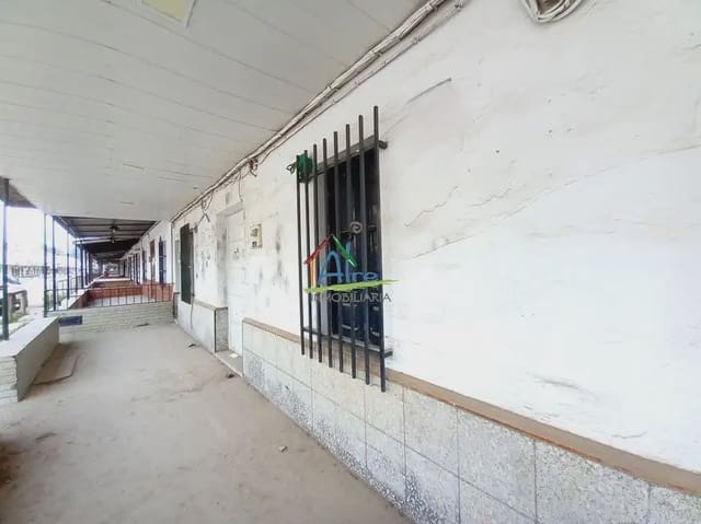 10 bedroom Townhouse for sale in El Rocío, Almonte - € 989,000 (Ref: 9784220)